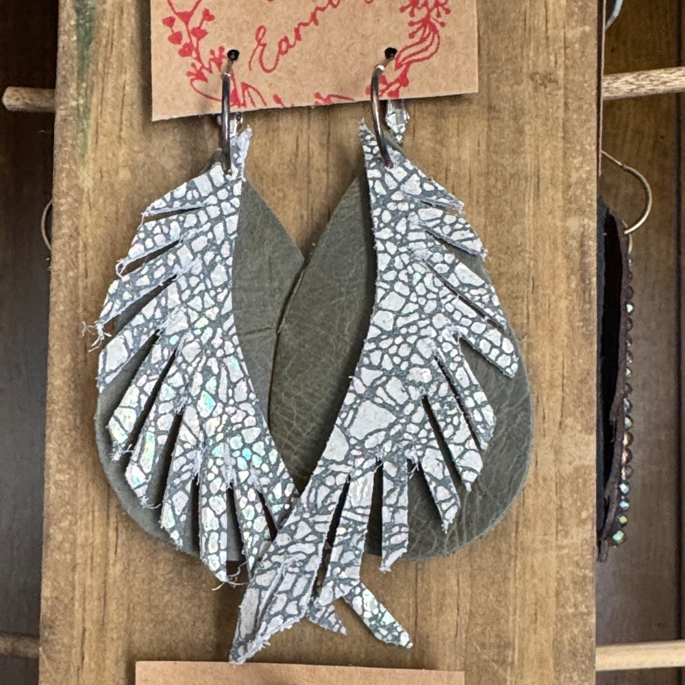 Chic Silver and Gray Leaf Earrings